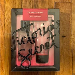 Victoria Secret Bombshell